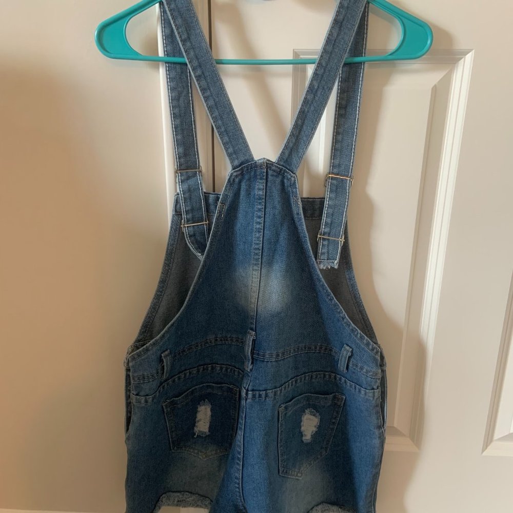 Overall shorts - Picture 2 of 2